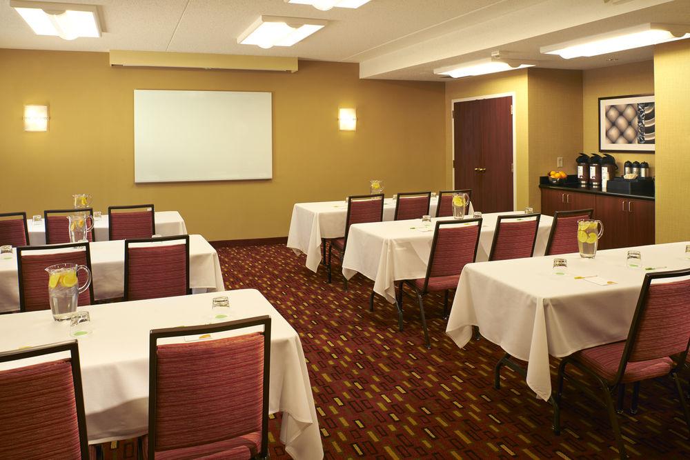 Courtyard By Marriott Indianapolis Castleton Hotel Kültér fotó
