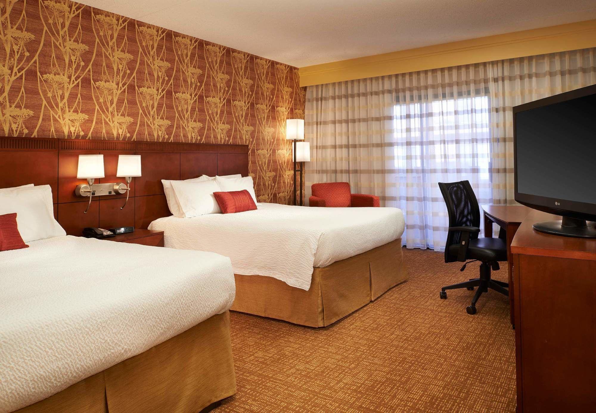 Courtyard By Marriott Indianapolis Castleton Hotel Kültér fotó