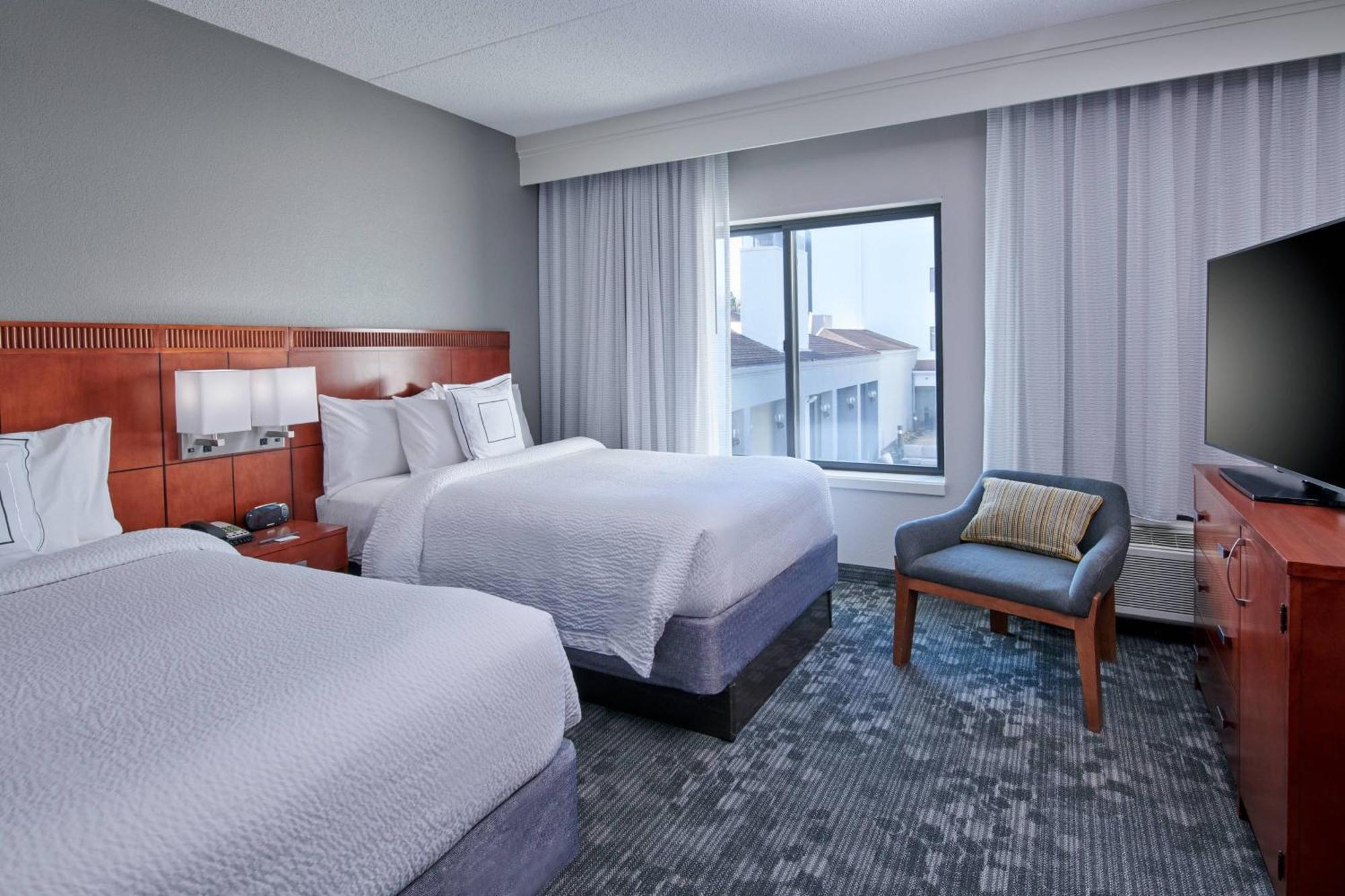 Courtyard By Marriott Indianapolis Castleton Hotel Kültér fotó